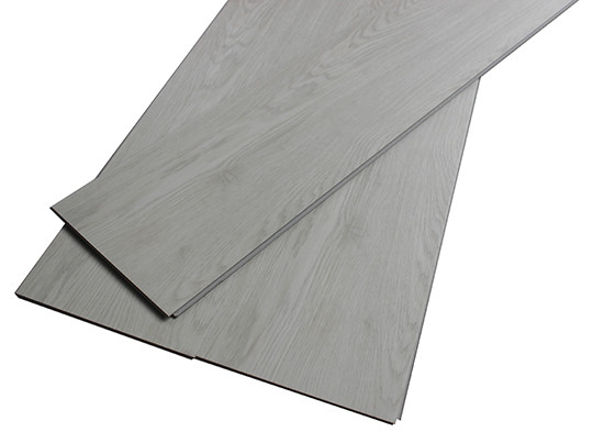 耐久の表面の防水ビニールの板のフロアーリングによってカスタマイズされるサイズの環境保護