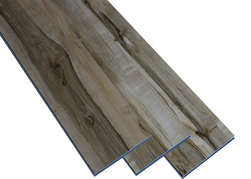 地上の装飾ポリ塩化ビニールの床タイルの超現実的な木製の設計容易な維持/クリーニング